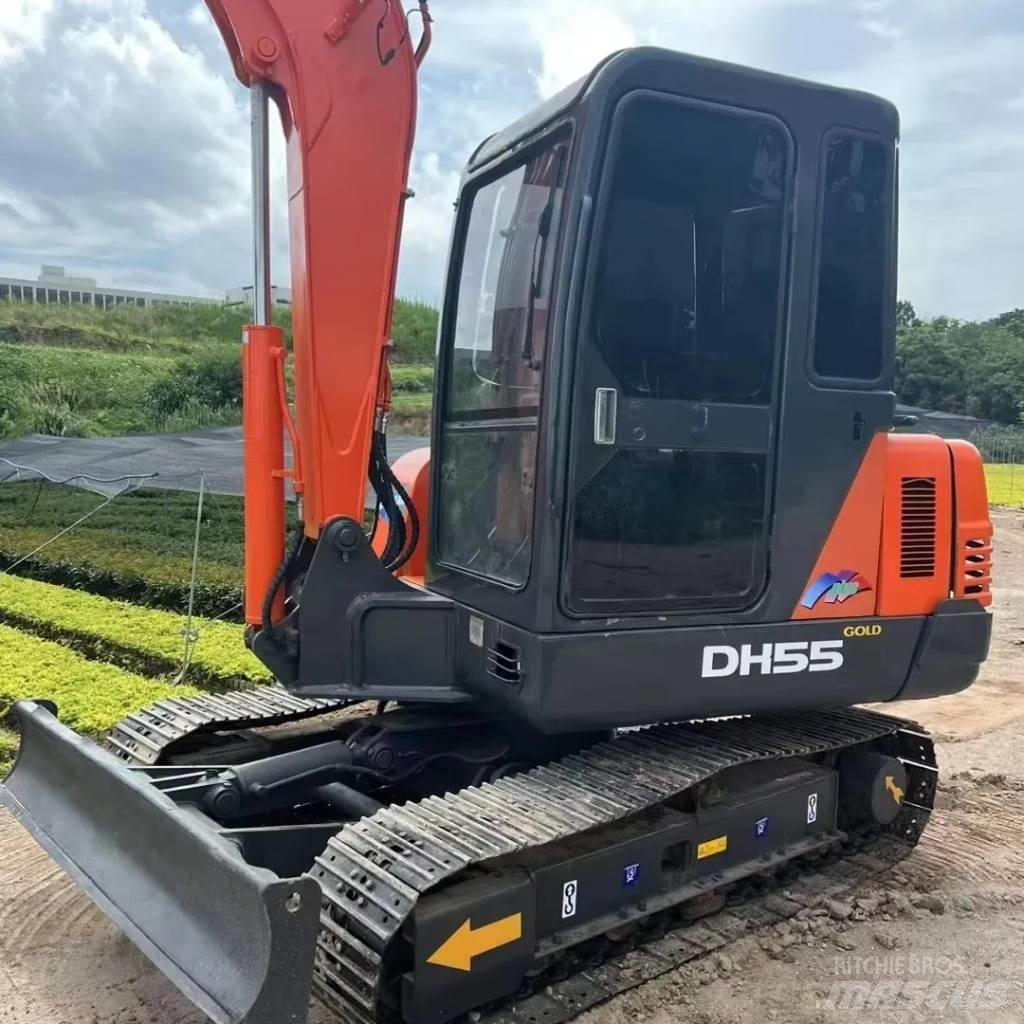 Doosan DH55 حفارات صغيرة أقل من 7 طن (حفارات صغيرة)