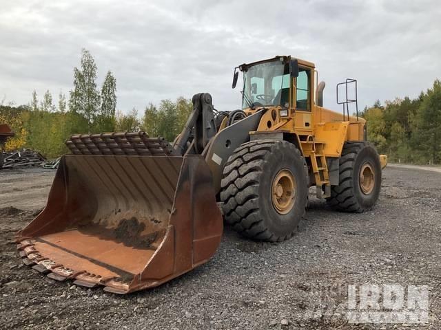 Volvo L 220 E لوادر بعجل