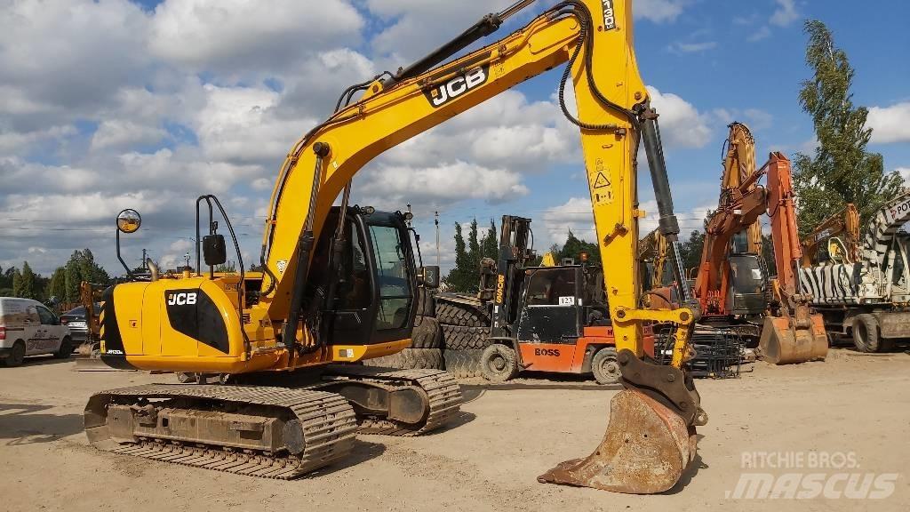 JCB JS 130 LC حفارات زحافة