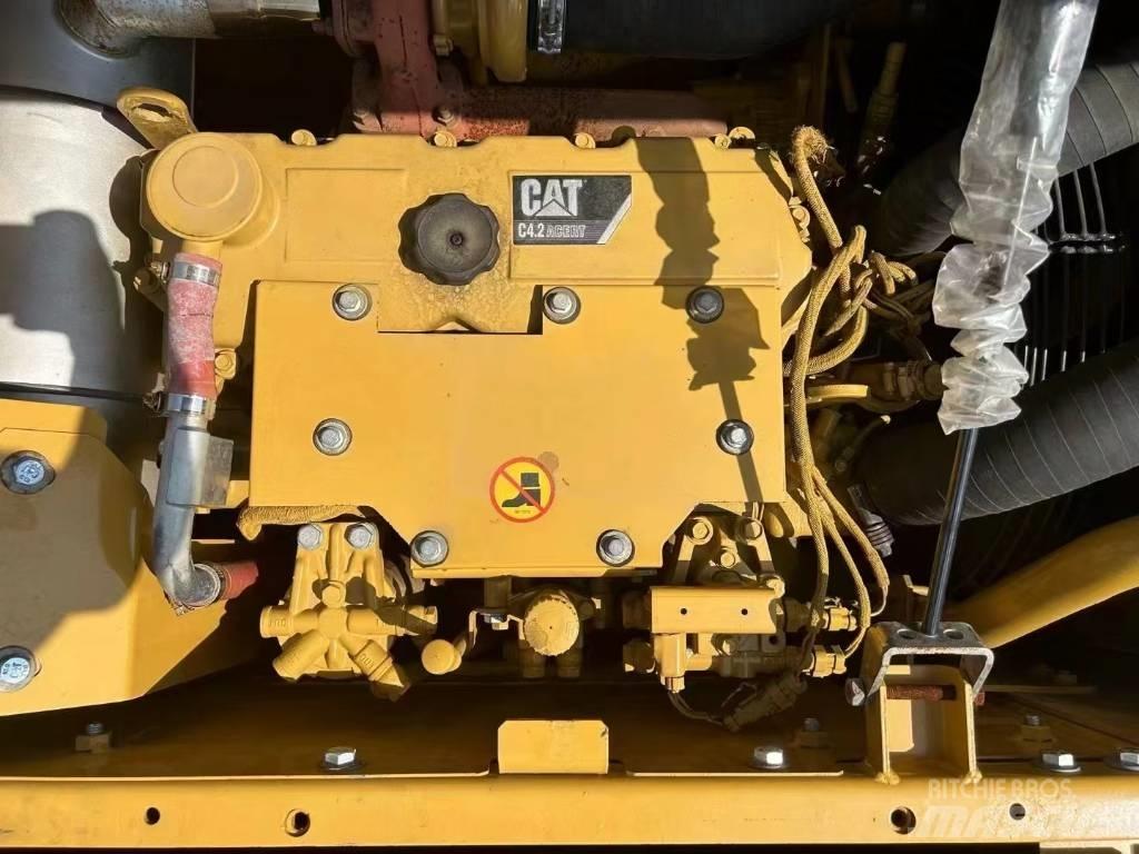 CAT 312 DGC حفارات زحافة