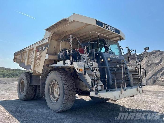 CAT 775F Rebuilt عربات نقل قلابة للمواقع