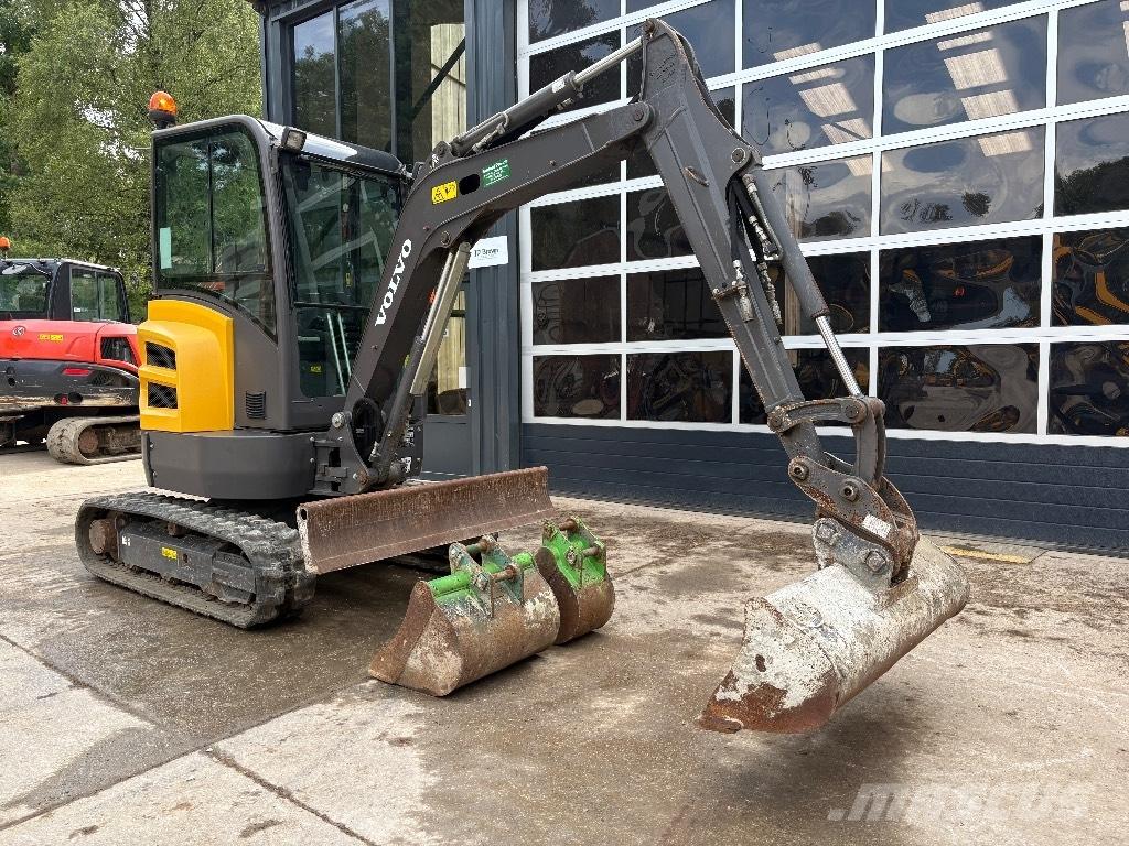 Volvo ECR 25 D حفارات صغيرة أقل من 7 طن (حفارات صغيرة)