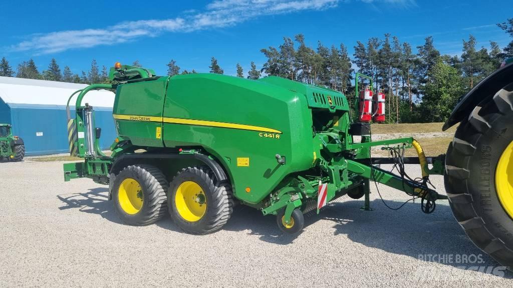 John Deere C441R محزمات مستديرة