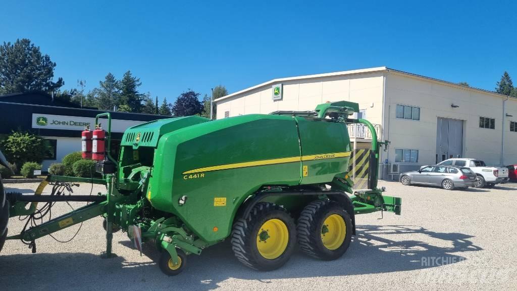 John Deere C441R محزمات مستديرة