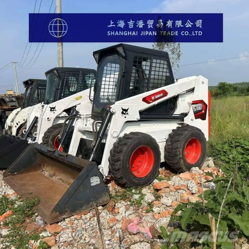 Bobcat S 590 لوادر انزلاقية التوجيه