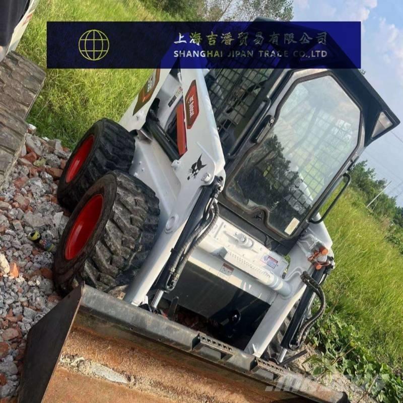 Bobcat S 590 لوادر انزلاقية التوجيه