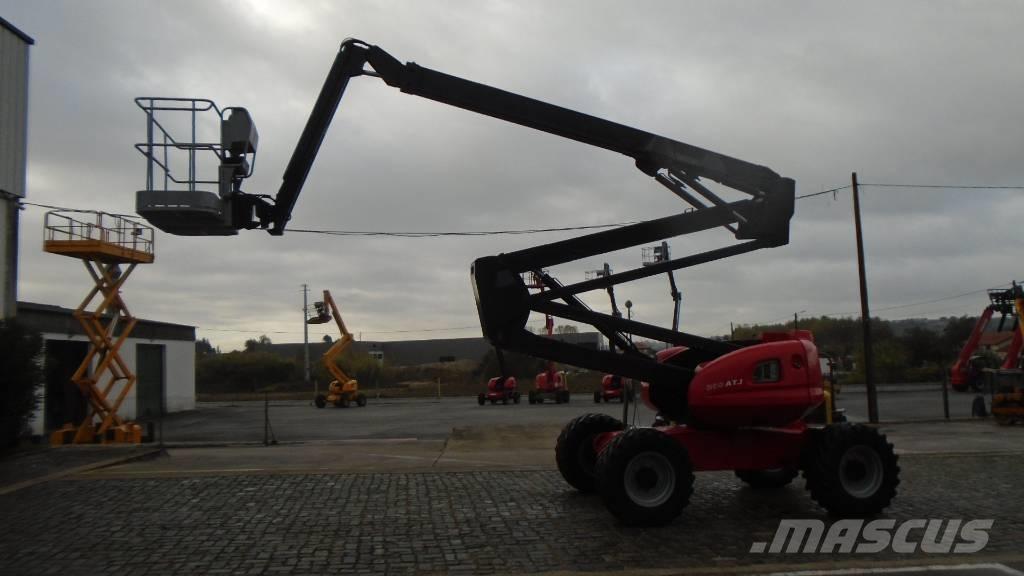 Manitou 200 ATJ رافعات سلة مفصلية
