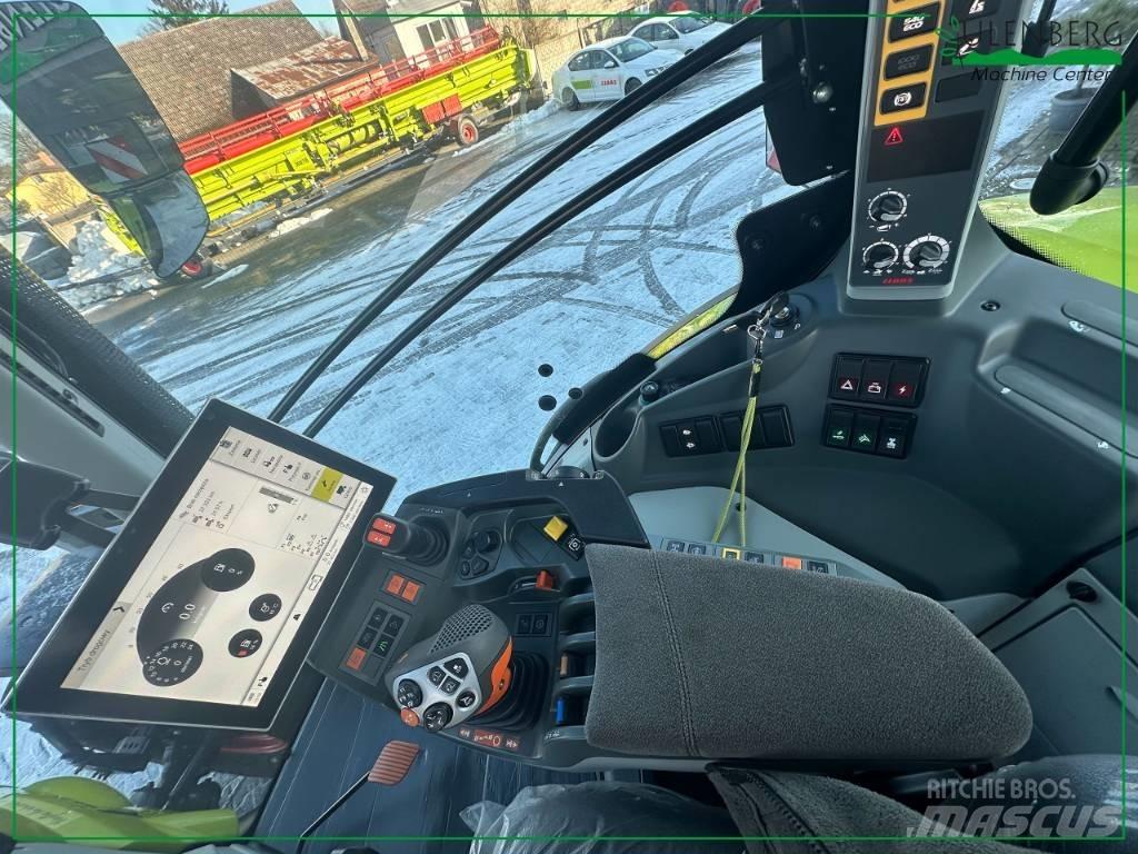 CLAAS AXION 830 الجرارات