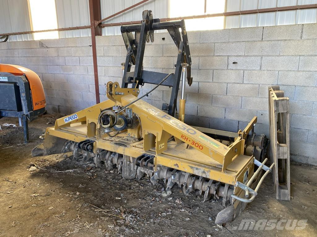 Alpego KH 300 R الكاسحات وقلابات التربة ذات المحركات