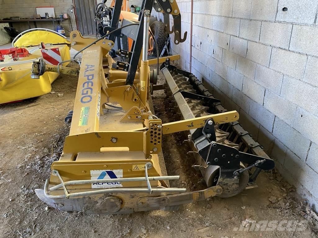 Alpego KH 300 R الكاسحات وقلابات التربة ذات المحركات