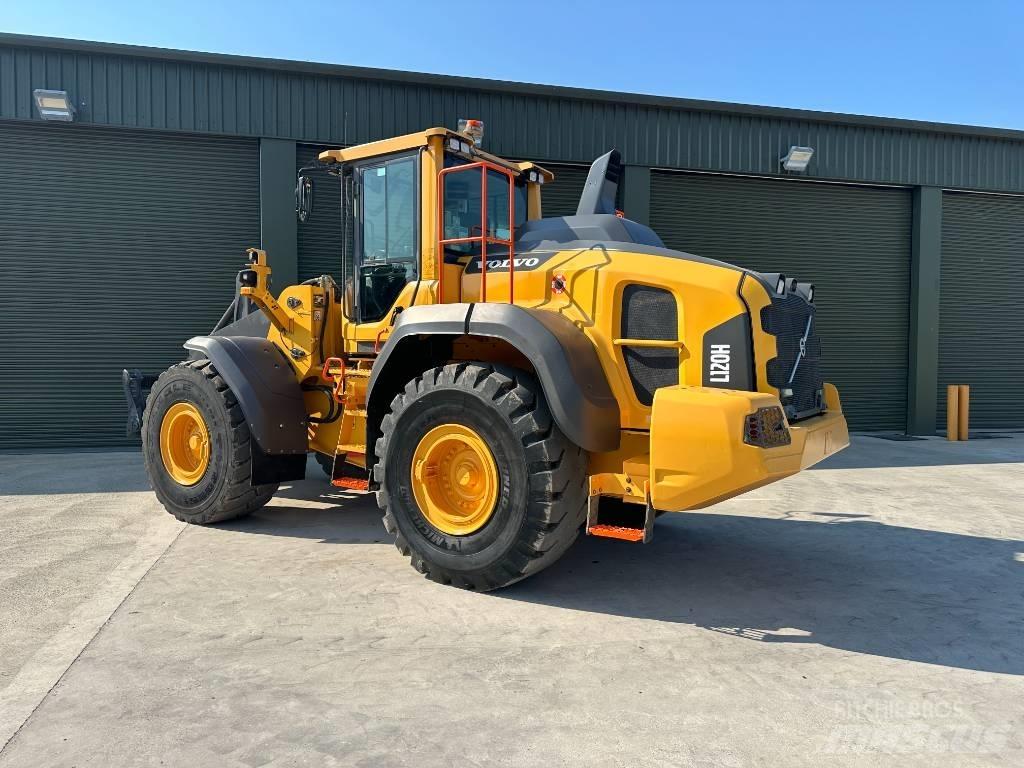 Volvo L 120 H لوادر بعجل