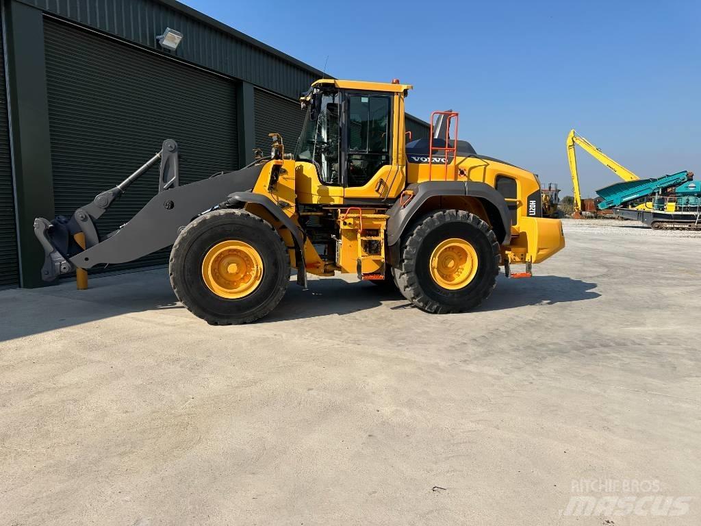 Volvo L 120 H لوادر بعجل
