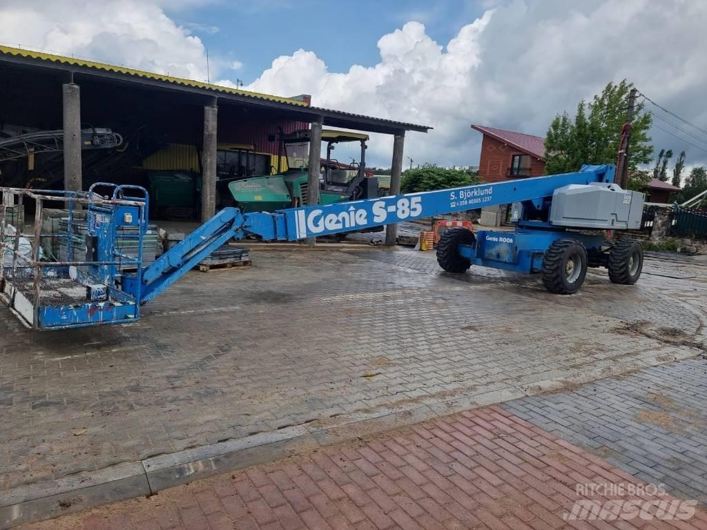 Genie S 85 4X4 رافعات سلة تلسكوبية