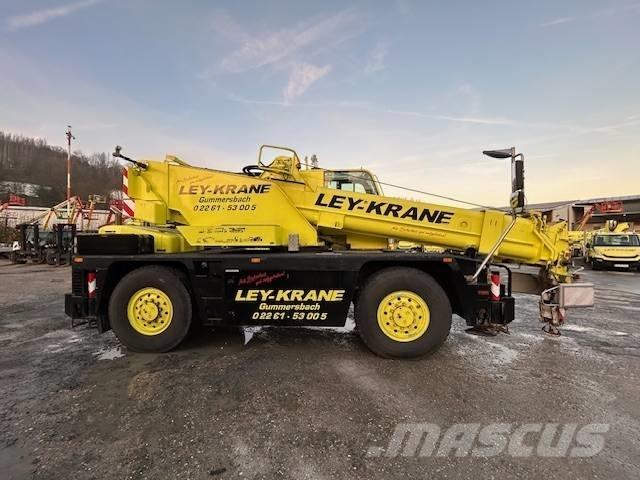 Terex AC 30 City رافعات صالحة لكل أنواع الطرق