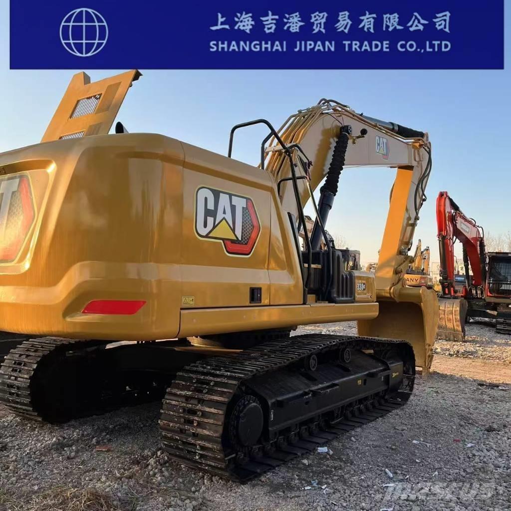 CAT 330 حفارات زحافة