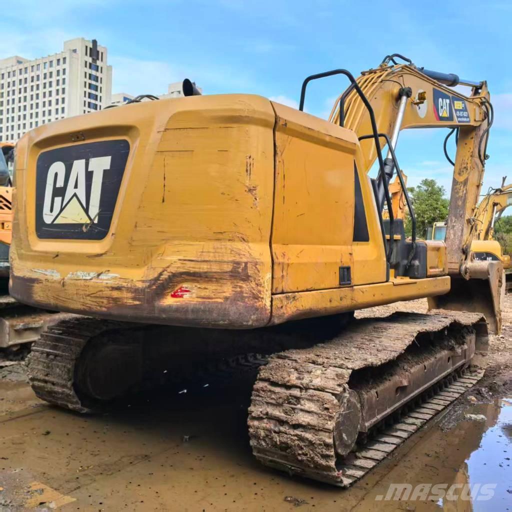 CAT 320 حفارات وسط 7 طن - 12 طن