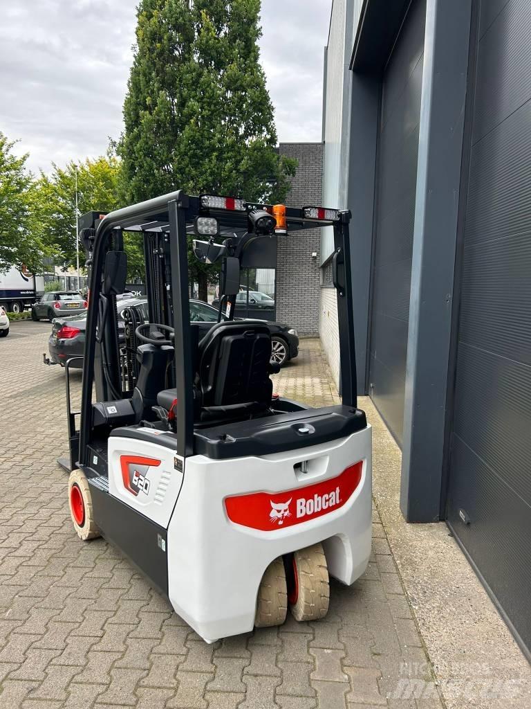 Bobcat B 20 T-7 Plus شاحنات ذات رافعات شوكية تعمل بالكهرباء