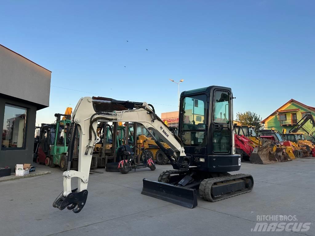 Bobcat E25EM حفارات صغيرة أقل من 7 طن (حفارات صغيرة)