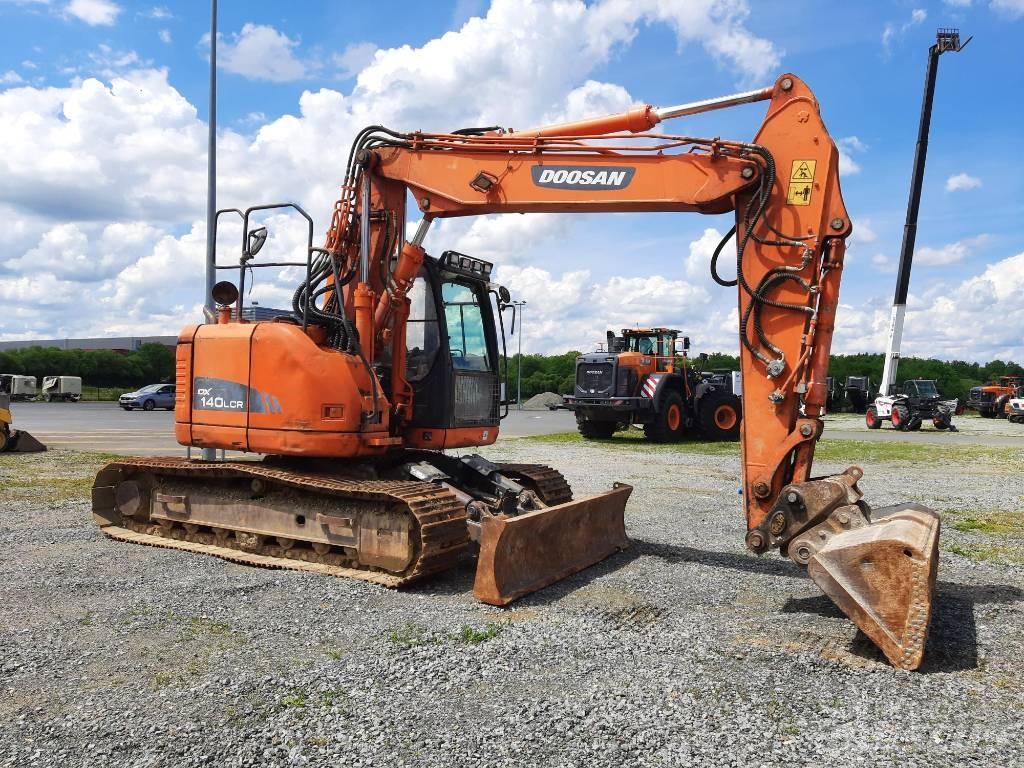 Doosan DX 140 LCR-3 حفارات زحافة