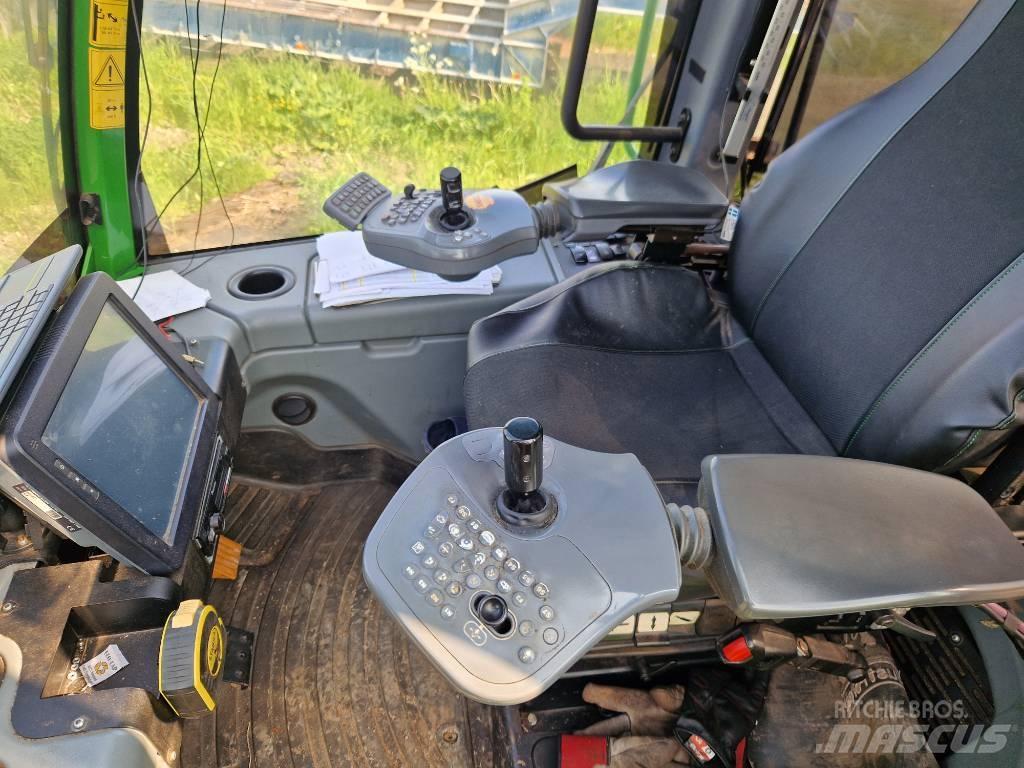 John Deere 1170E حصادات