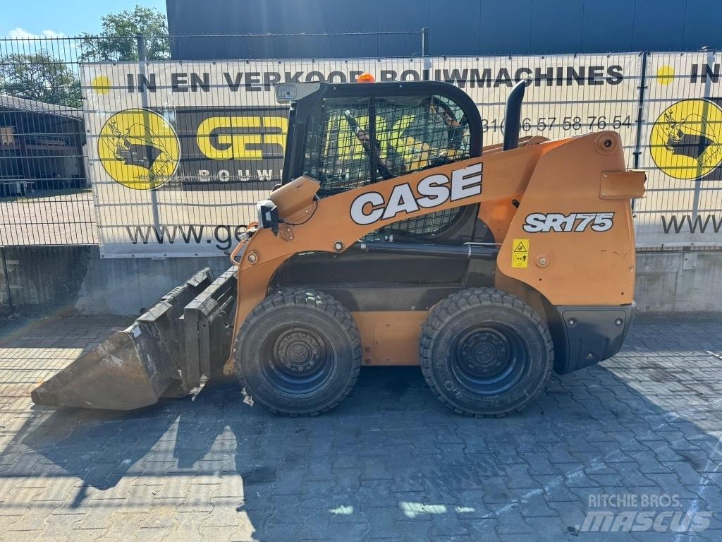 CASE SR 175 لوادر انزلاقية التوجيه