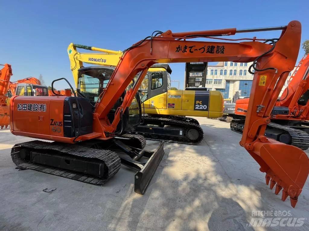 Hitachi ZX 60 حفارات زحافة