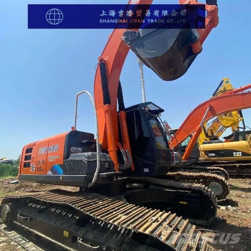 Hitachi ZX 210 حفارات زحافة