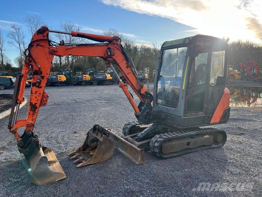 Hitachi ZX 27-3 CLR حفارات صغيرة أقل من 7 طن (حفارات صغيرة)