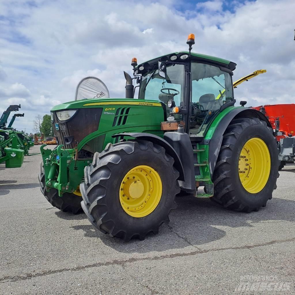 John Deere 6210 R الجرارات
