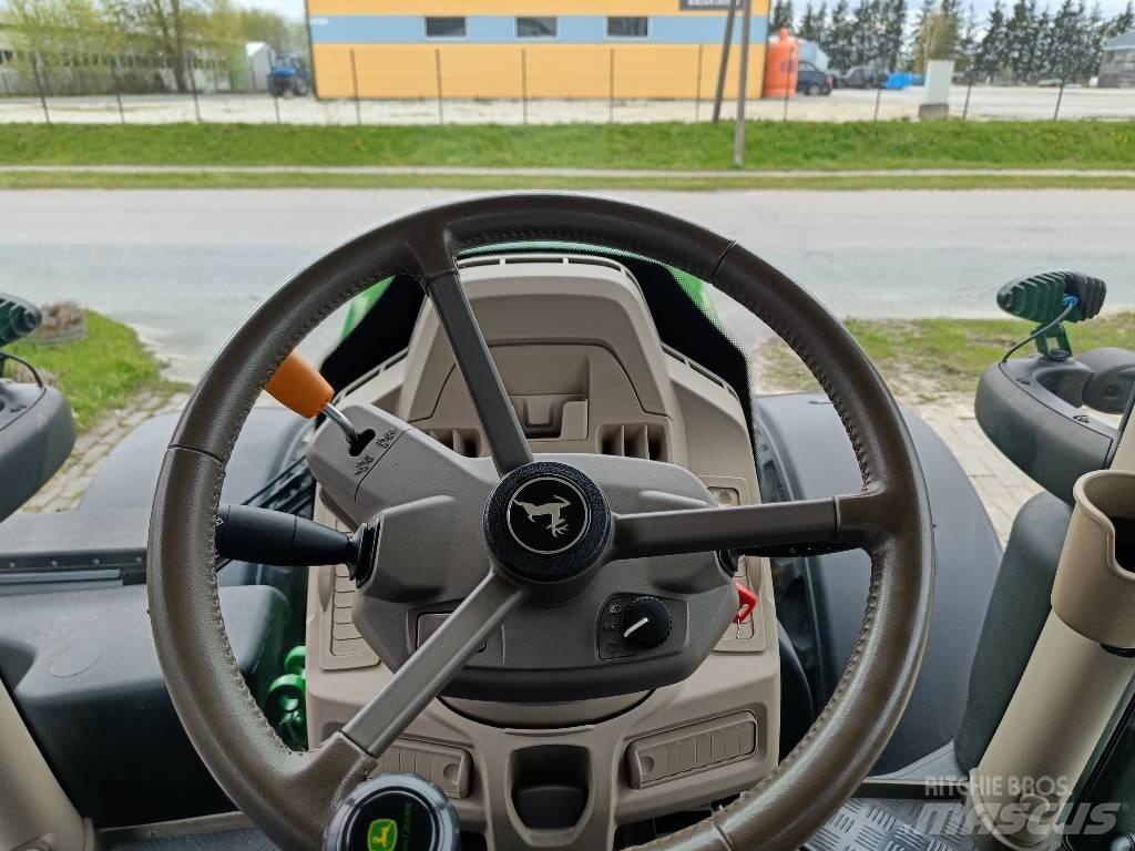 John Deere 6R 175 الجرارات