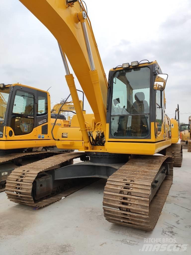 Komatsu PC 200 LC-8L حفارات زحافة
