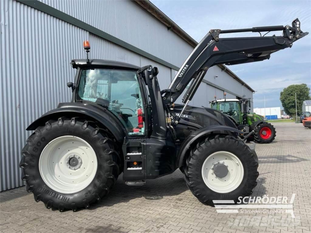 Valtra T 174 EA الجرارات