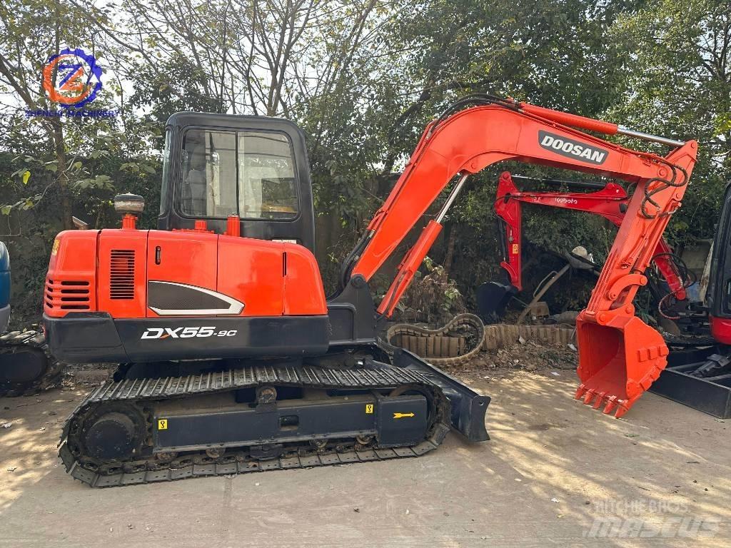 Doosan 55 حفارات صغيرة أقل من 7 طن (حفارات صغيرة)