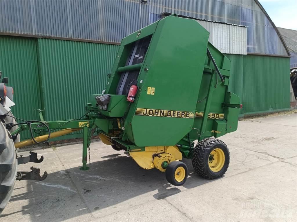 John Deere 590 محزمات مستديرة