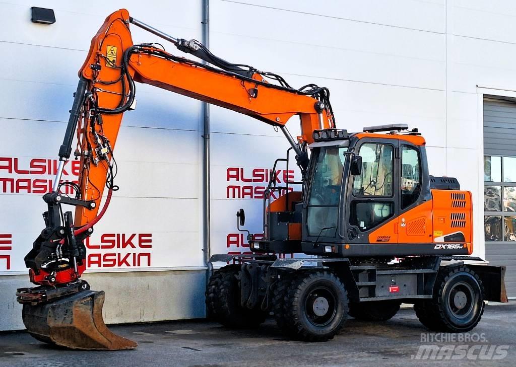 Doosan DX 165 W-5 حفارات بعجل