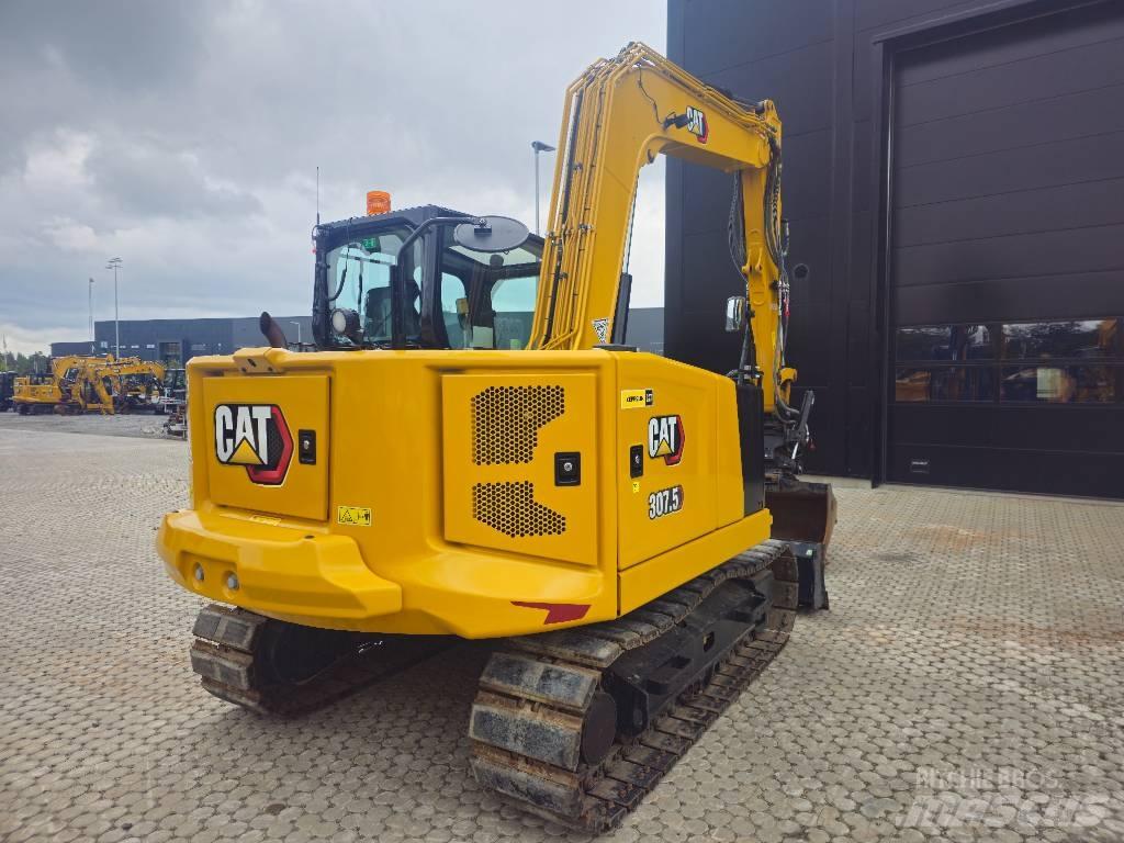 CAT 307.5 حفارات وسط 7 طن - 12 طن