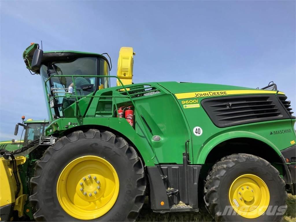 John Deere 9600i علافات ذاتية الدفع