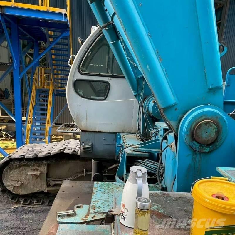 Kobelco 7200 رافعات مجنزرة