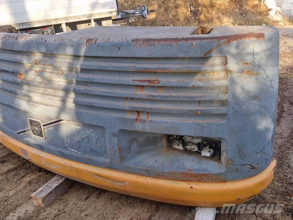 Volvo EC390 الشاسيه والتعليق