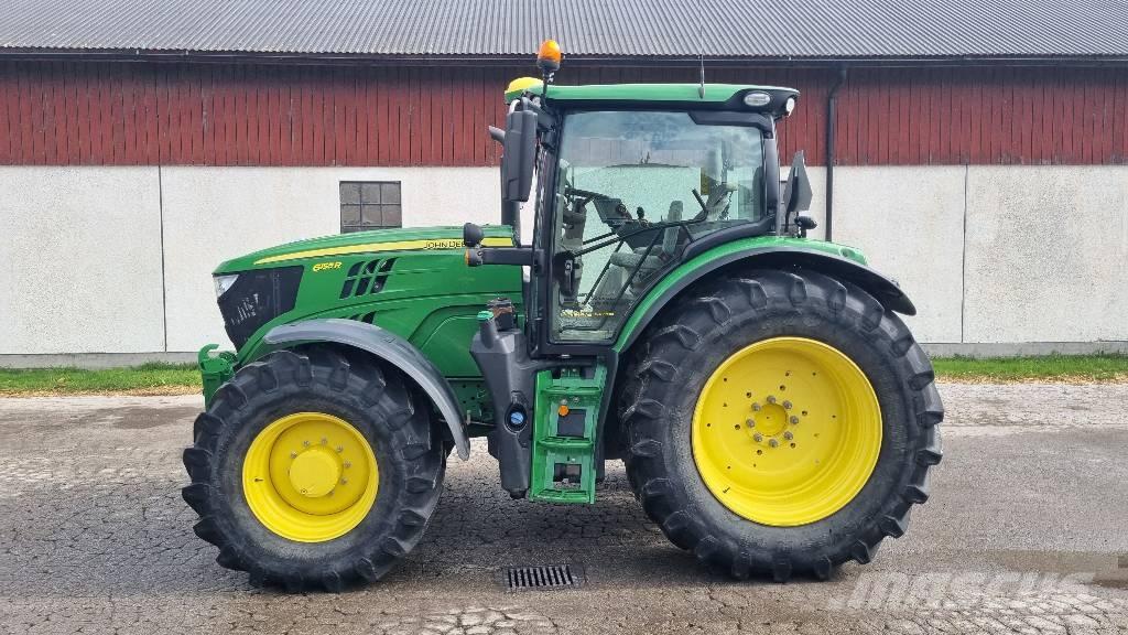 John Deere 6155R الجرارات