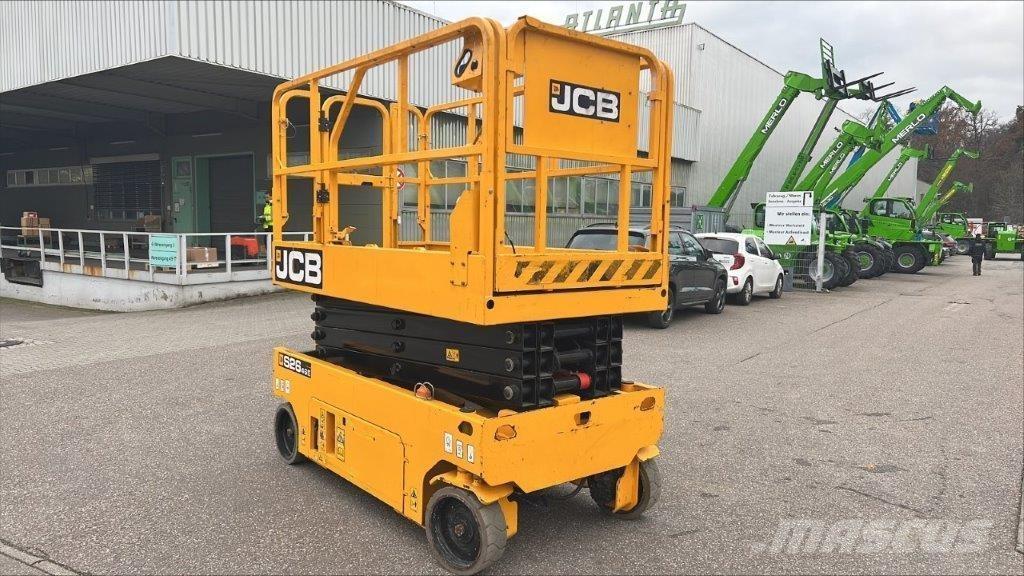 JCB S2646E رافعات مقصية الشكل