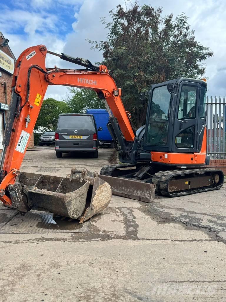 Hitachi ZX 55 U-5 حفارات صغيرة أقل من 7 طن (حفارات صغيرة)