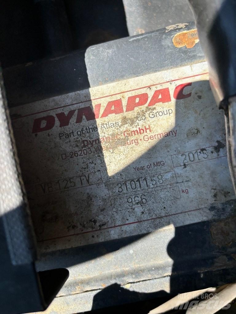 Dynapac F 5 CS معدات السفلتة