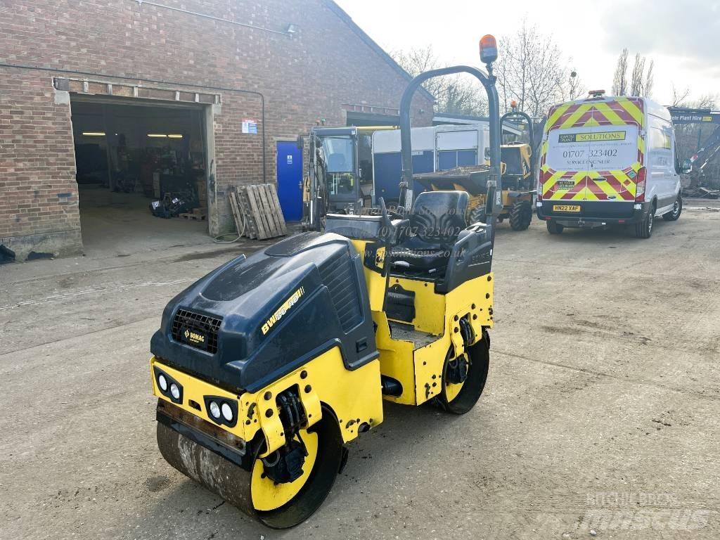 Bomag BW 80 AD-5 مداحل ثنائية الاسطوانة