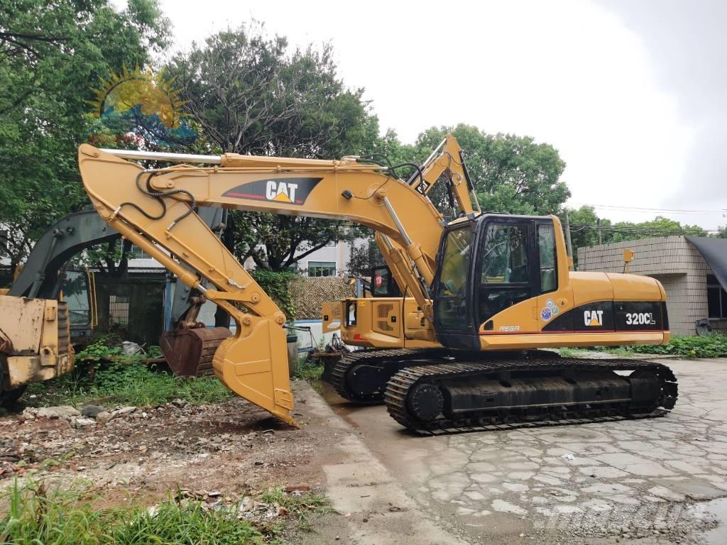 CAT 320 C L حفارات زحافة