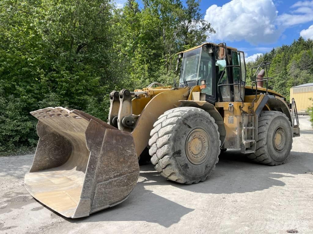 CAT 980G لوادر بعجل