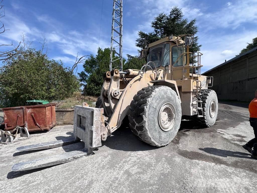 CAT 980 F لوادر بعجل