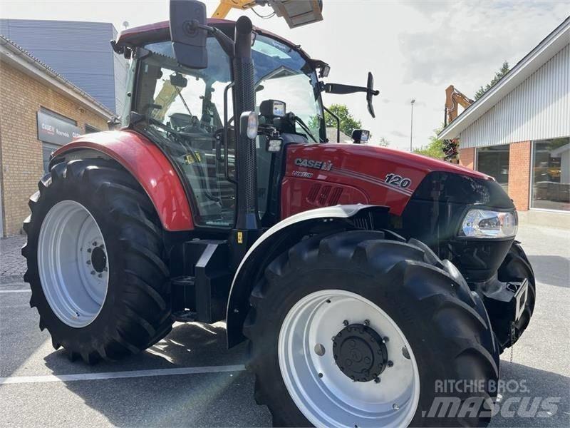 Case IH LUXXUM 120 الجرارات