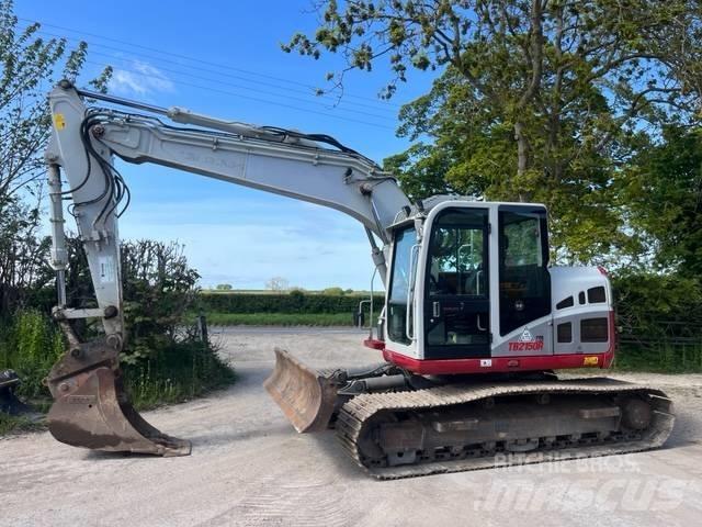 Takeuchi TB 2150 R حفارات زحافة