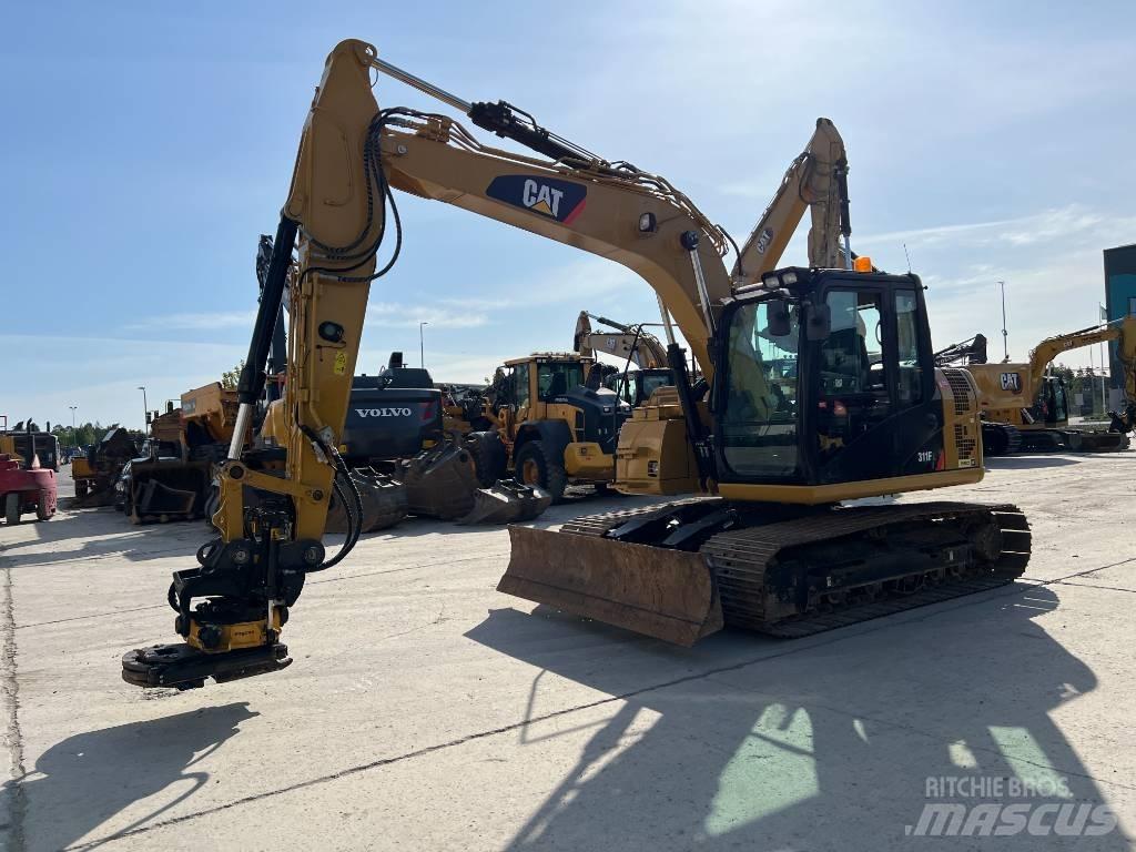 CAT 311 F LRR حفارات زحافة
